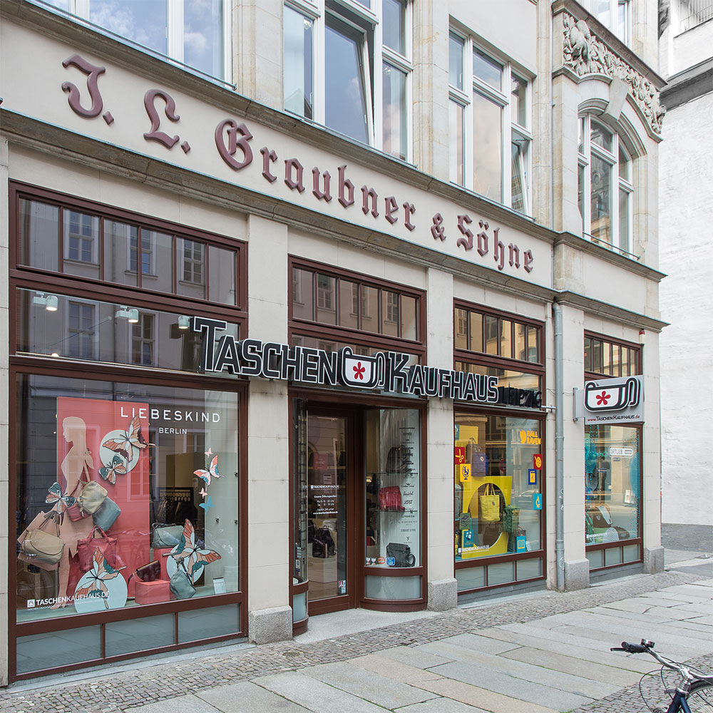 Außenansicht Taschenkaufhaus-Filiale Leipzig